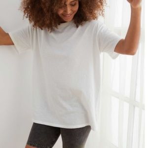 Aerie Boyfriend Distressed Oversize White T-Shirt size L